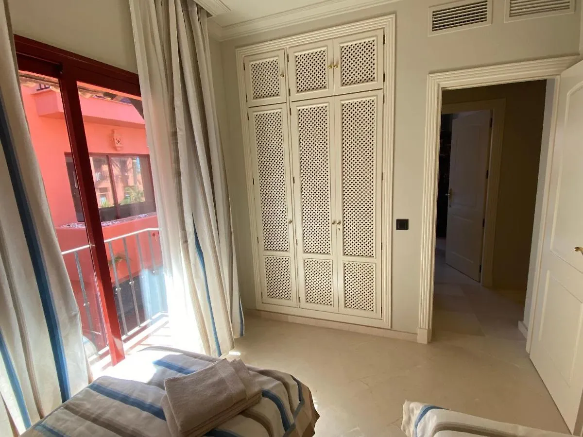 Havsutsikt - Penthouse 200 M Fran Stranden - Elviria Marbella Apartment