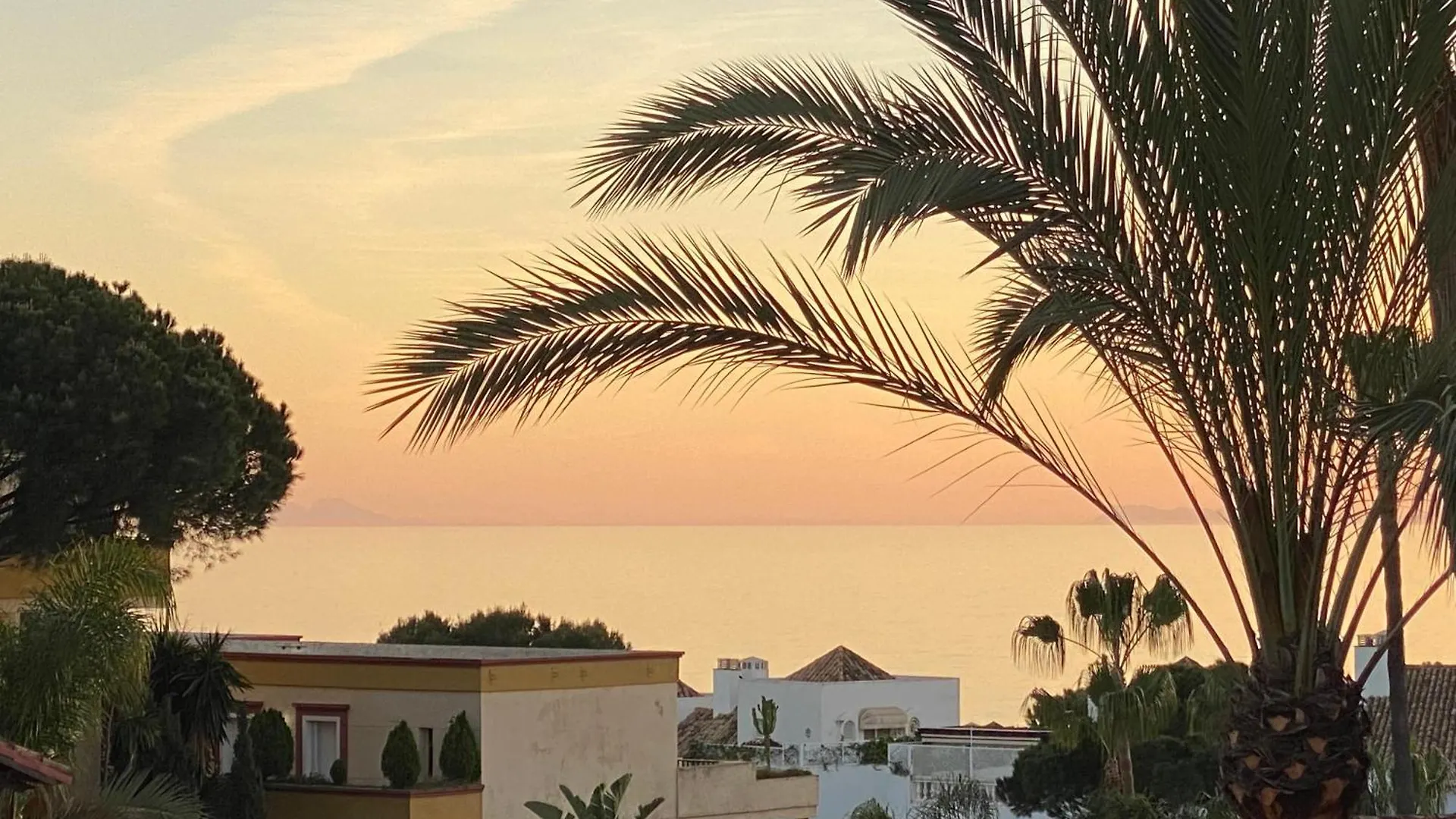Havsutsikt - Penthouse 200 M Fran Stranden - Elviria Marbella