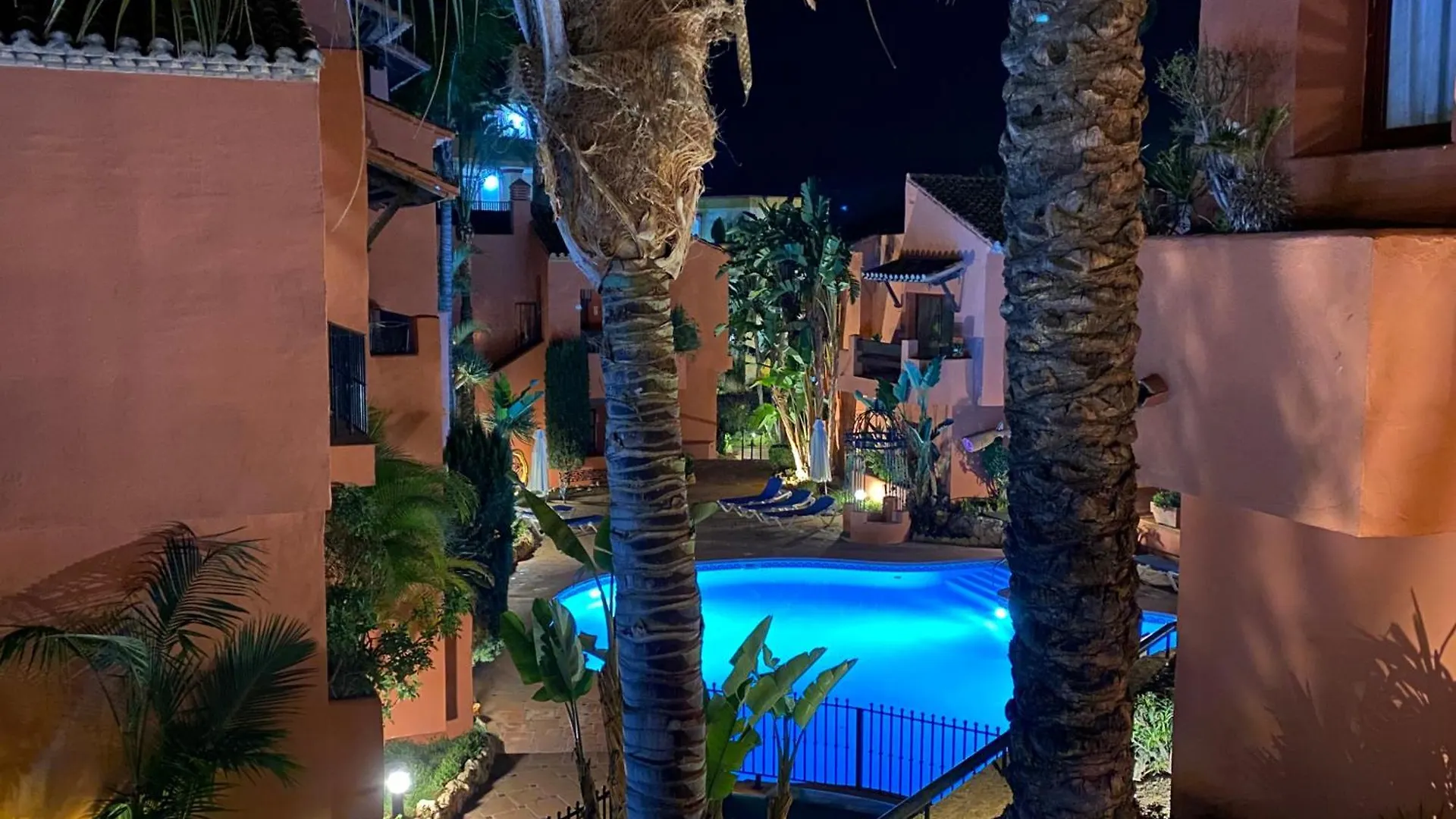 Apartment Havsutsikt - Penthouse 200 M Fran Stranden - Elviria Marbella